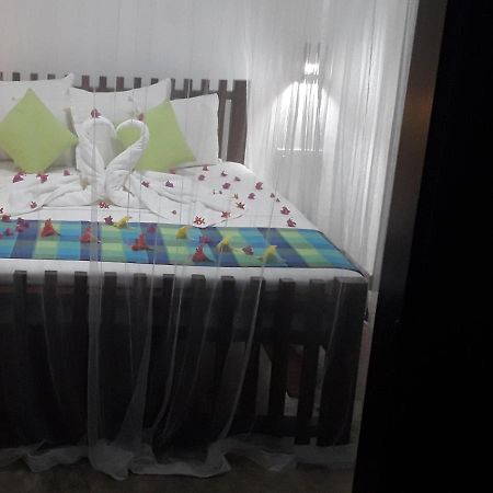Butterfly Jewel Bed and Breakfast Unawatuna Buitenkant foto