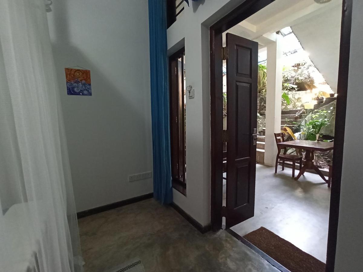 Butterfly Jewel Bed and Breakfast Unawatuna Buitenkant foto