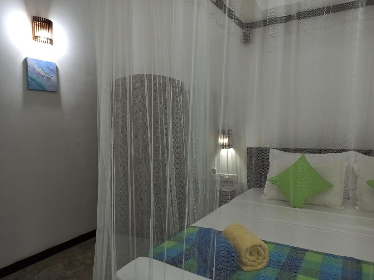 Butterfly Jewel Bed and Breakfast Unawatuna Buitenkant foto