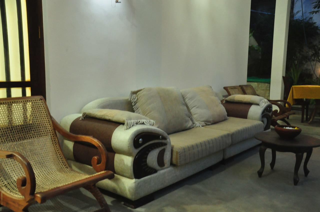 Butterfly Jewel Bed and Breakfast Unawatuna Buitenkant foto