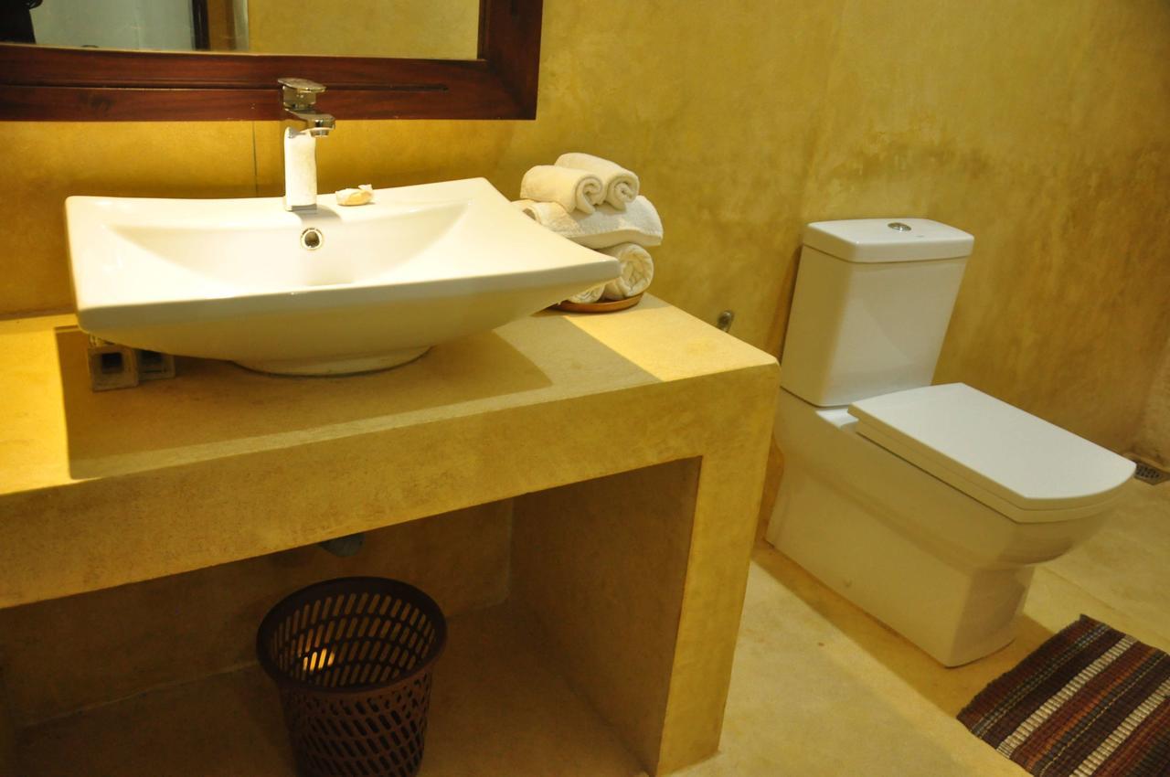 Butterfly Jewel Bed and Breakfast Unawatuna Buitenkant foto