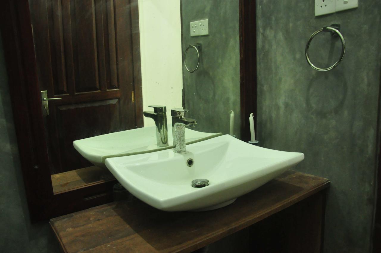 Butterfly Jewel Bed and Breakfast Unawatuna Buitenkant foto