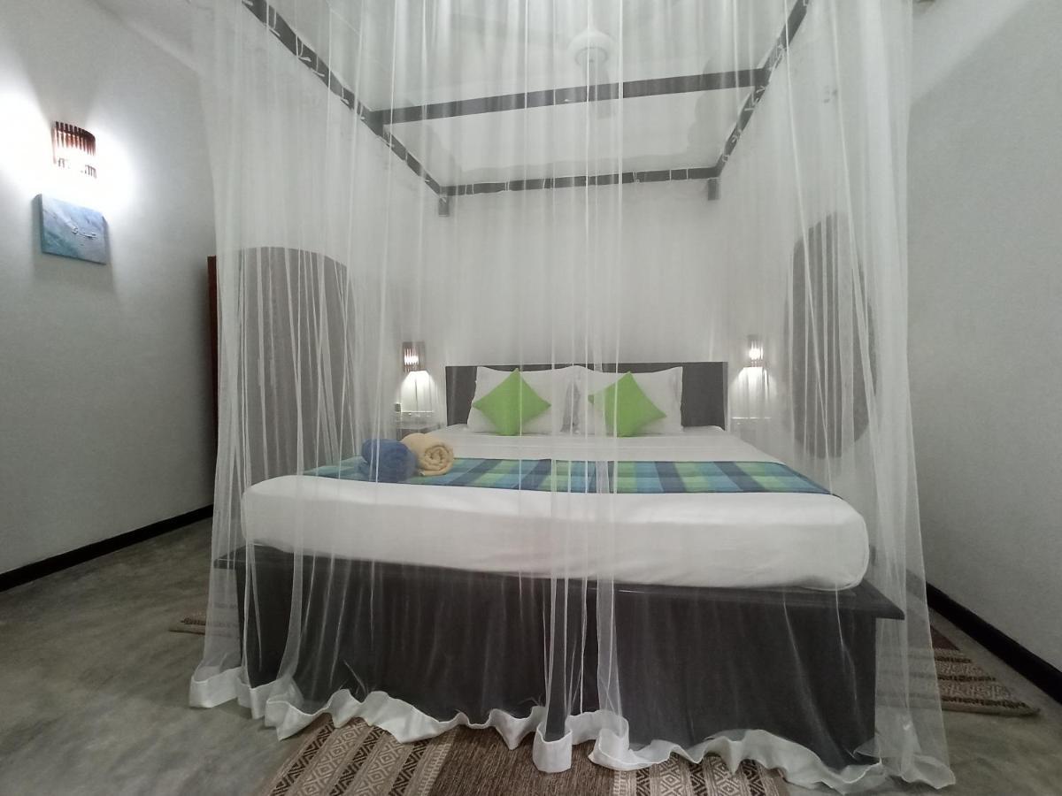 Butterfly Jewel Bed and Breakfast Unawatuna Buitenkant foto